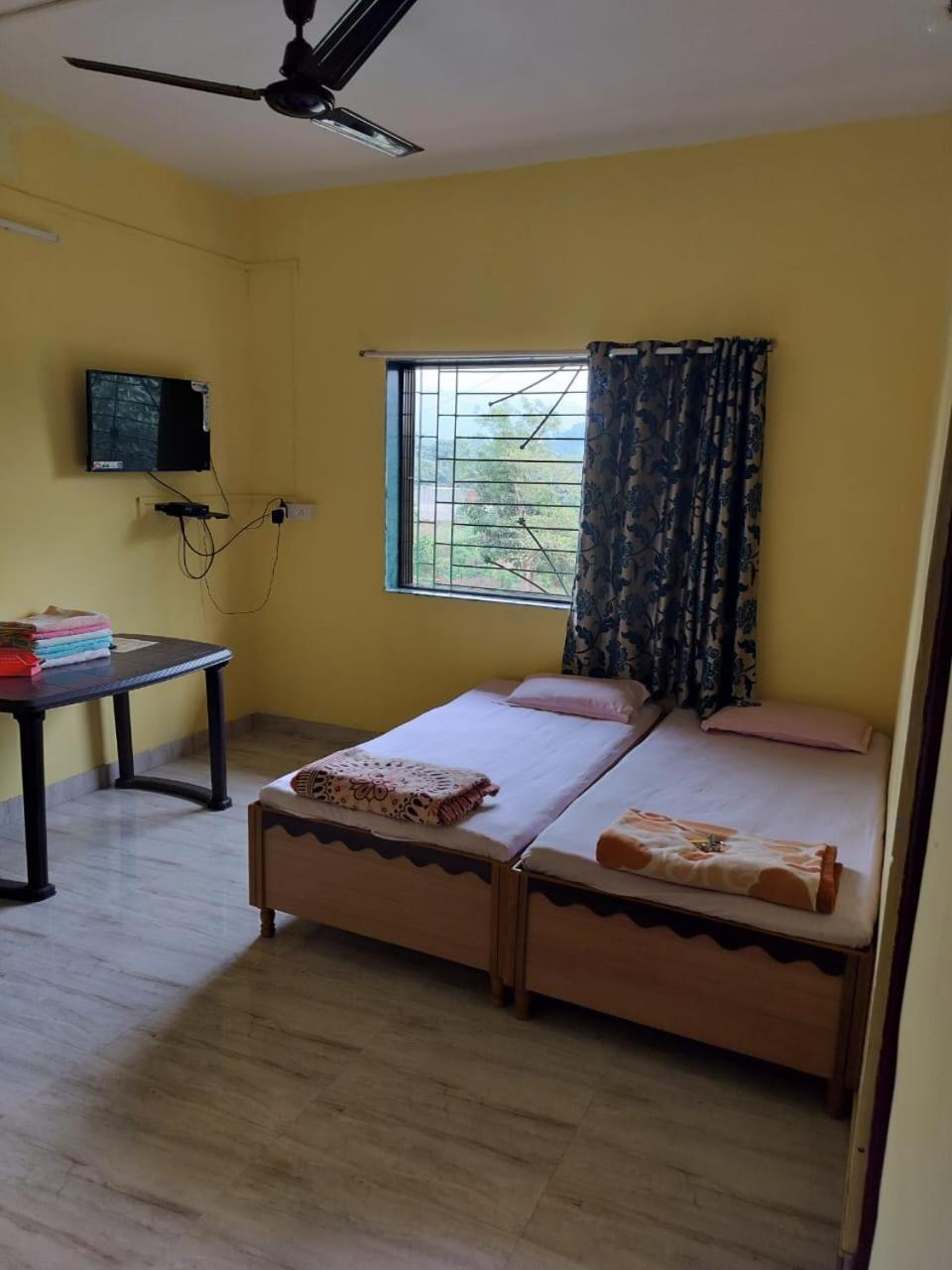 Gulmohar Cottages - Home Stay In Alibag Exterior photo